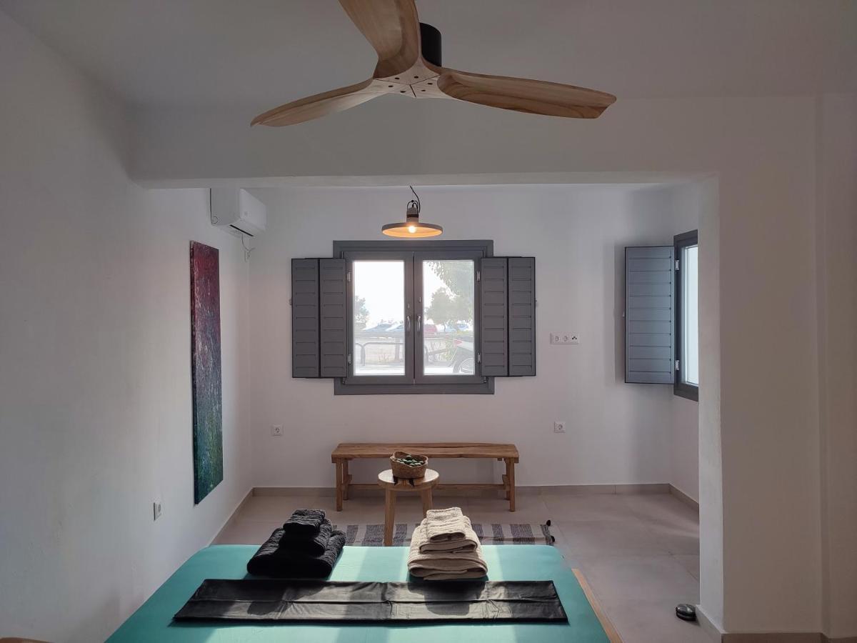 Naxos City Charming Cozy Suites מראה חיצוני תמונה