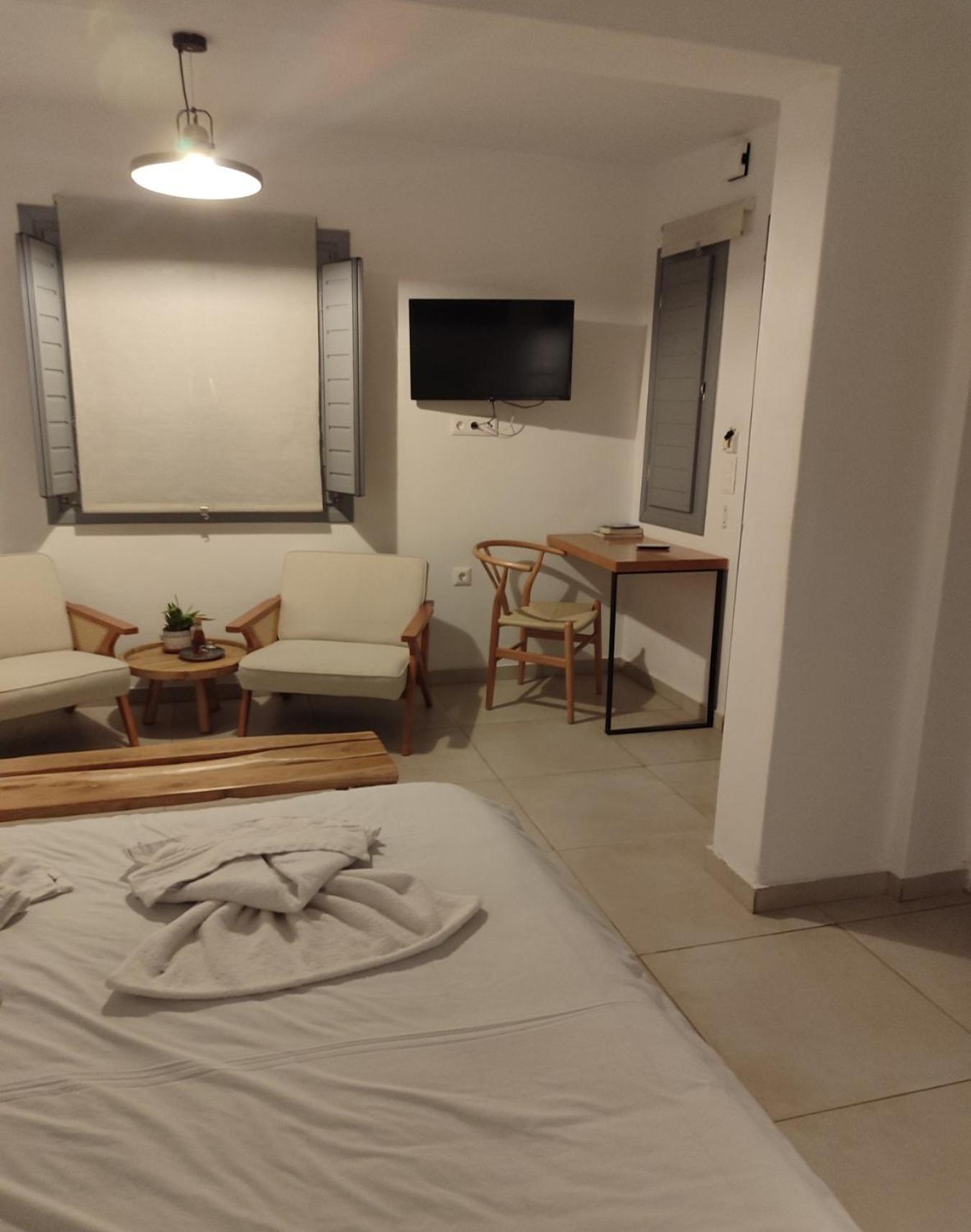 Naxos City Charming Cozy Suites מראה חיצוני תמונה